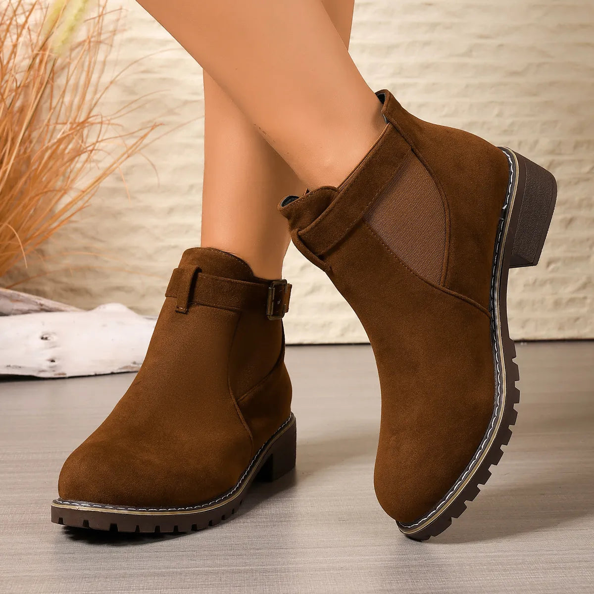 Gisarae - Elegant Vintage Style Flat Leather Ankle Boots