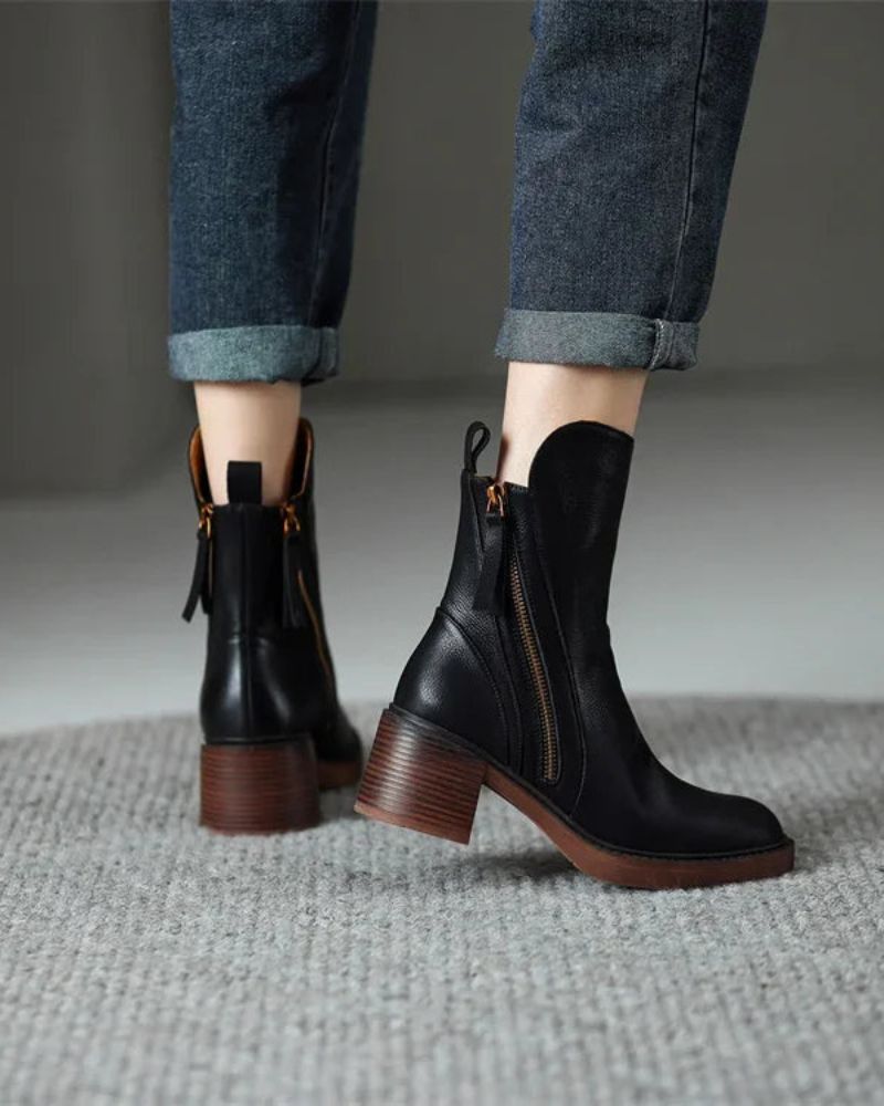 Helara™ - Elegant and Comfortable Black Leather Boots