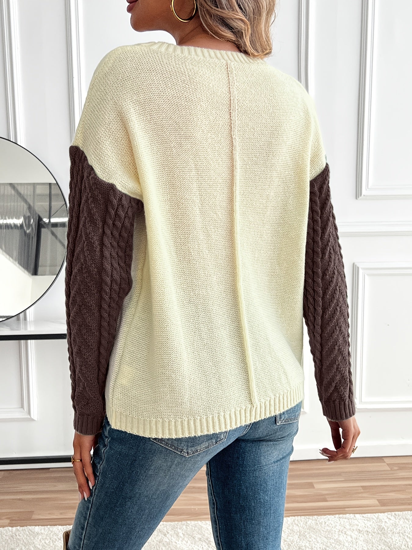 Maëlle - Two-tone Turtleneck Sweater