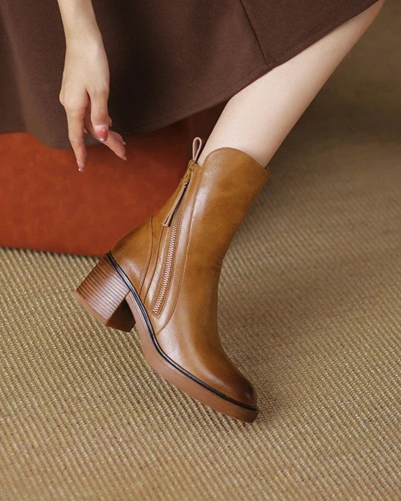 Helara™ - Elegant and Comfortable Black Leather Boots