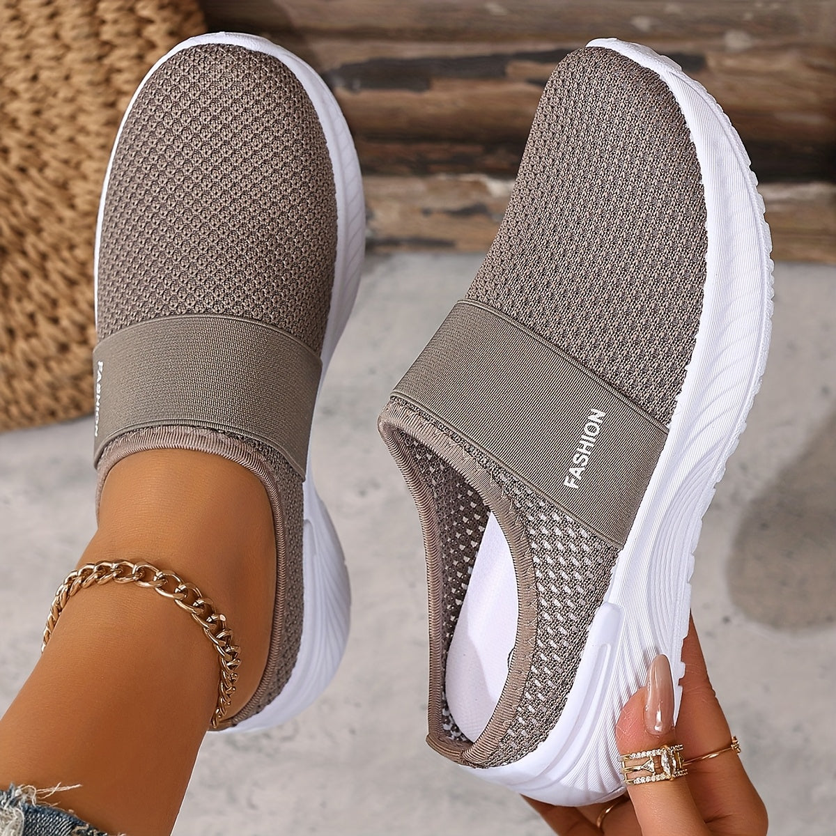 Avelisse - Breathable, non-slip orthopedic shoes