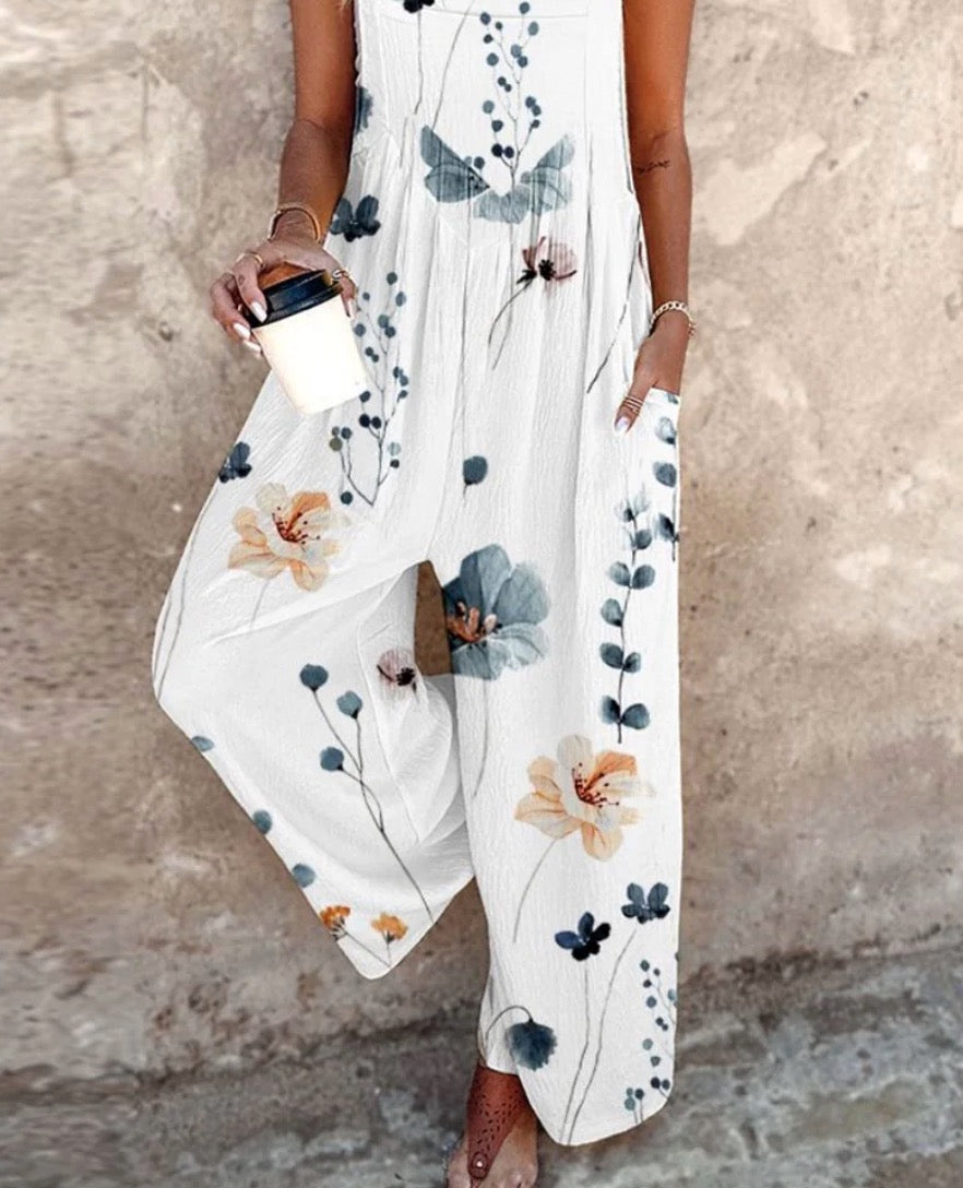Indira™ - Sleeveless Plant Print Jumpsuit for a Fresh and Elegant Summer Look