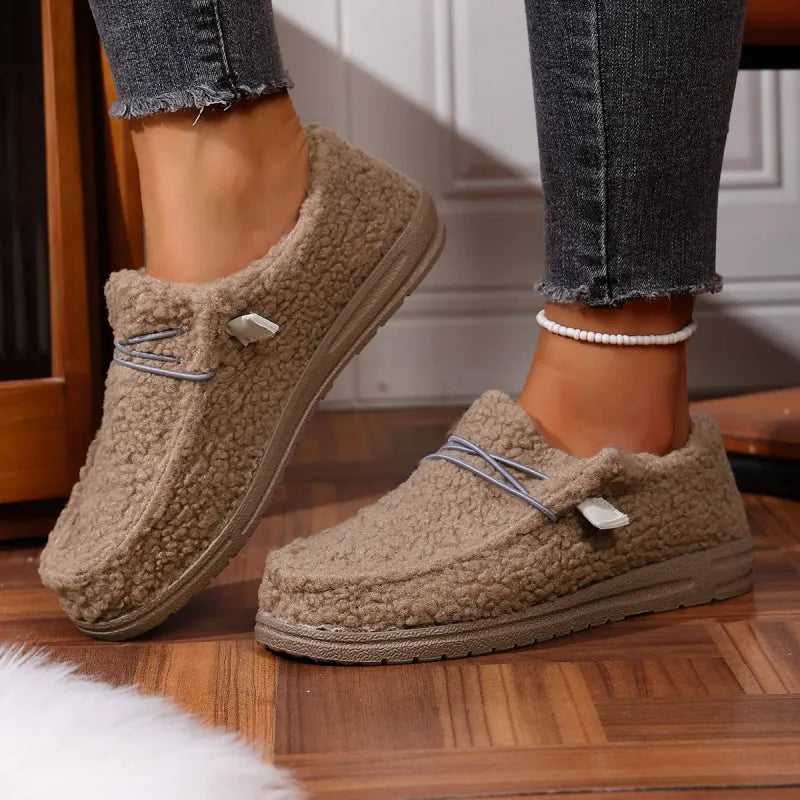 Kaelirae - Cosy Teddy Fabric Slippers