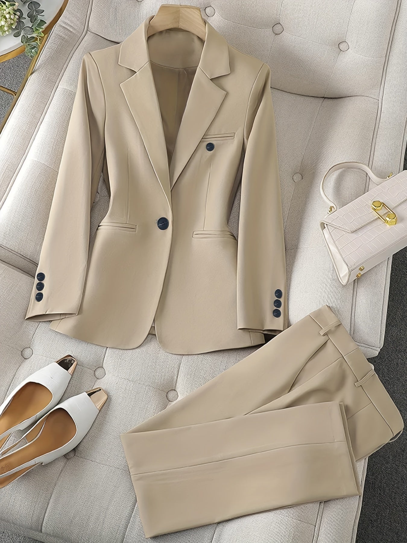 Elowen- Women's Classic Notched Lapel Blazer Set | Ideal for All Seasons