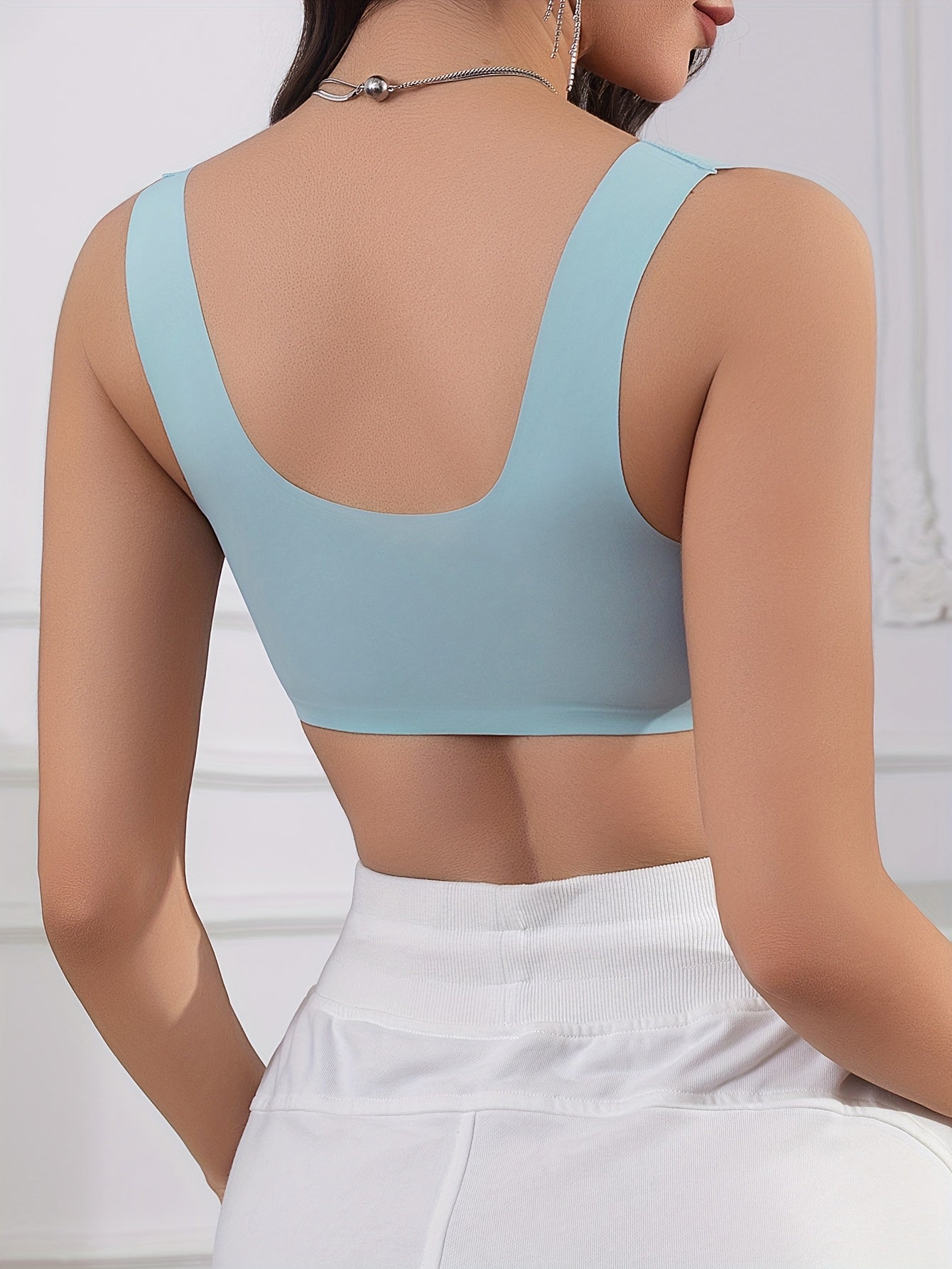 Idalia - Underwired bra with front closure and wide straps