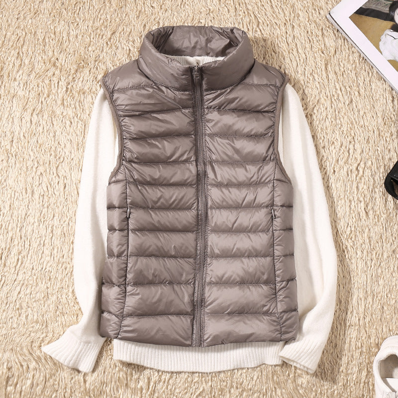 Quelora™ - Lightweight Pleated Gilet in Feathers for an Elegant Style