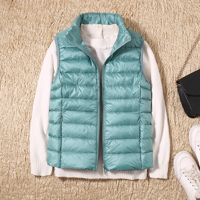 Quelora™ - Lightweight Pleated Gilet in Feathers for an Elegant Style