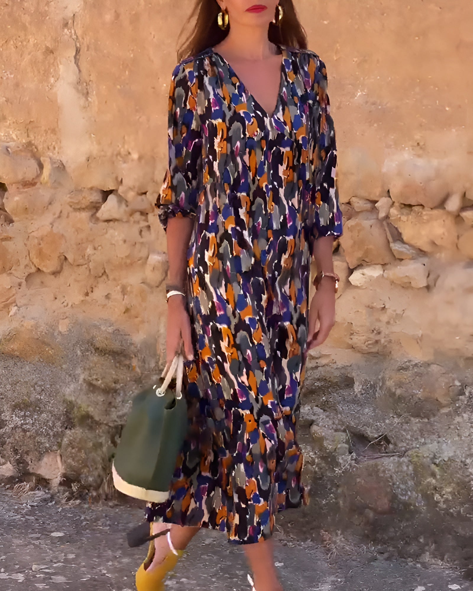 Lorina - Retro print V-neck dress