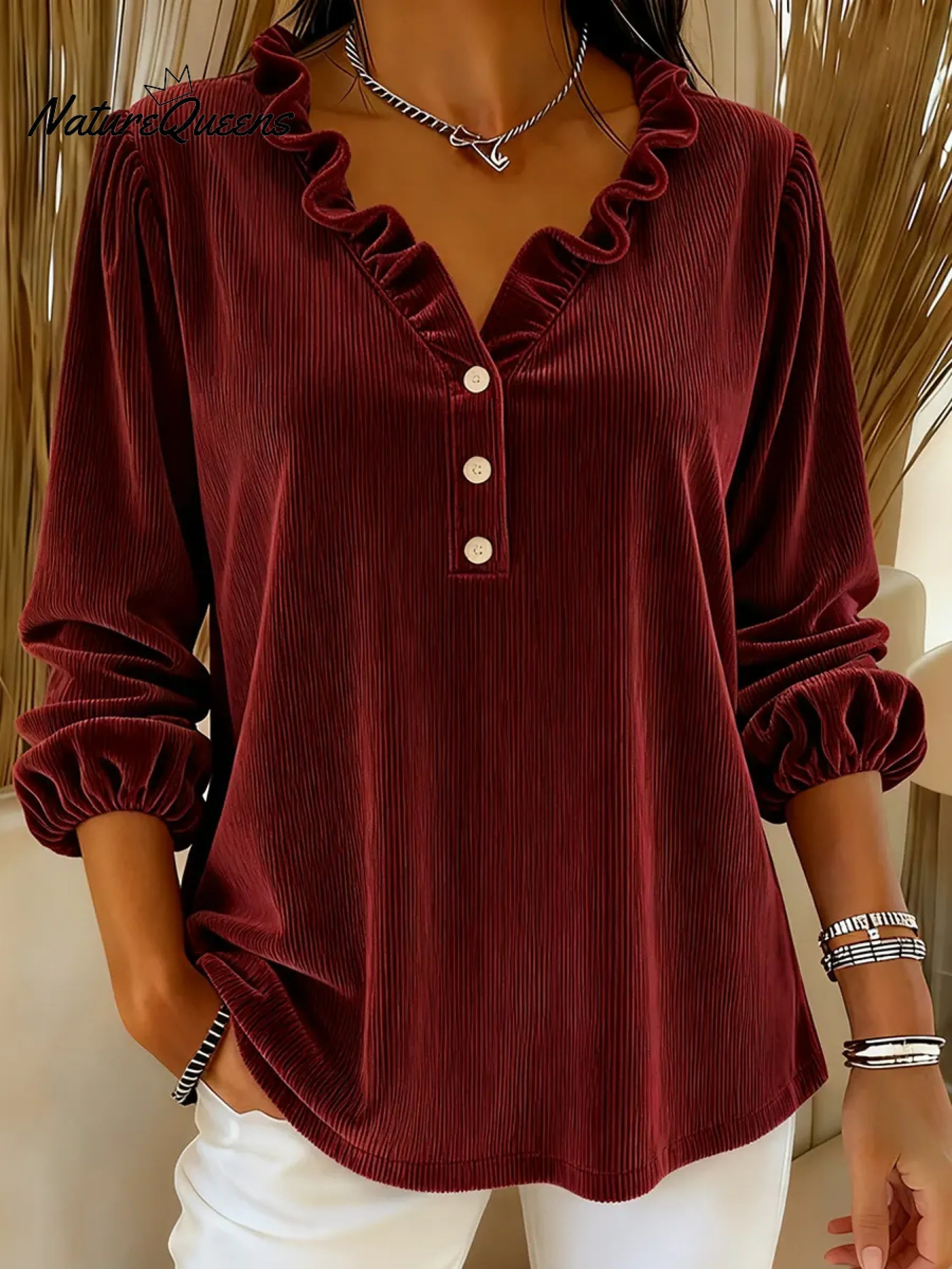 Jovellina - Ribbed Shirt with Ruffled Collar