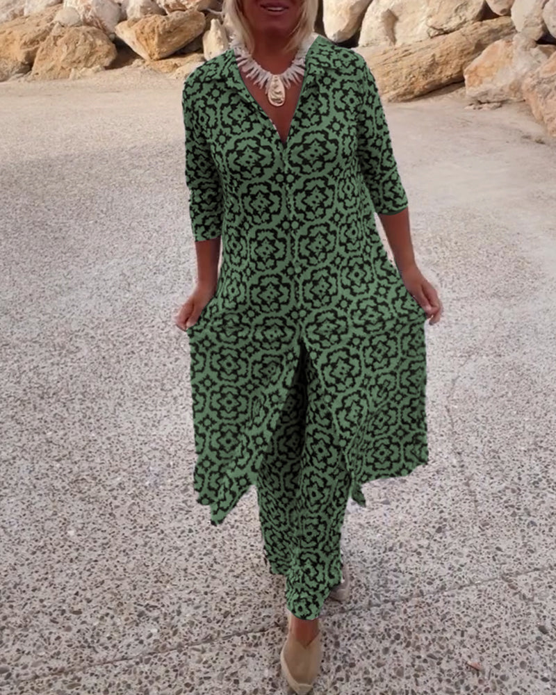 Livia - Vintage Printed Set with Lapel and Buttons