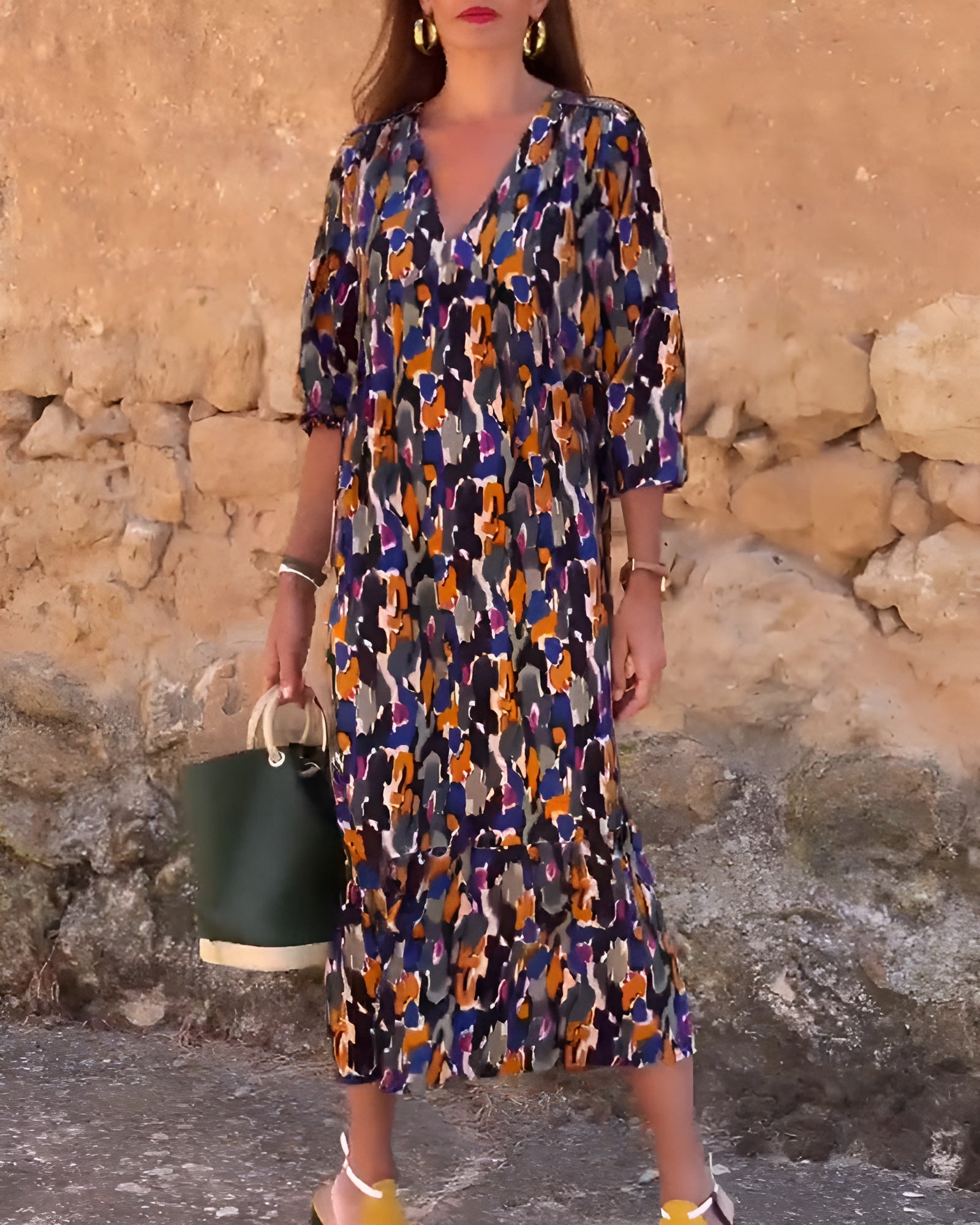 Lorina - Retro print V-neck dress