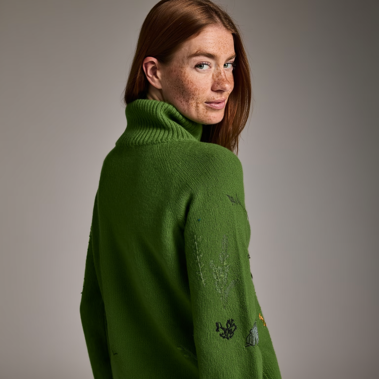 Luneliae - Warm and Elegant Roll Neck Jumper