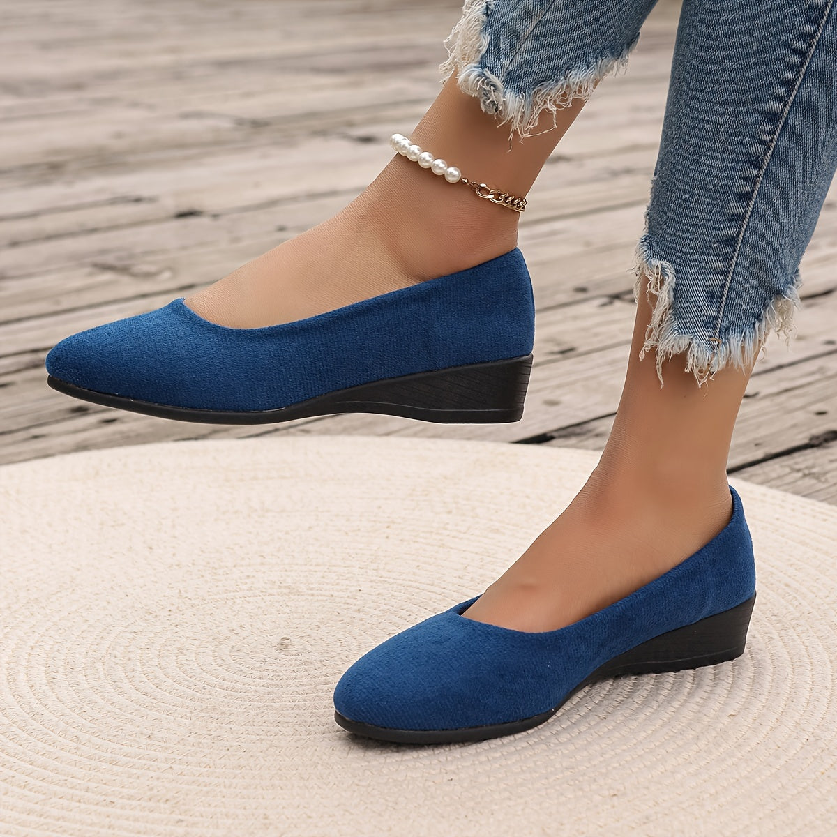 Kaelinne - Chic and Comfortable Wedge Heeled Ballet Flats