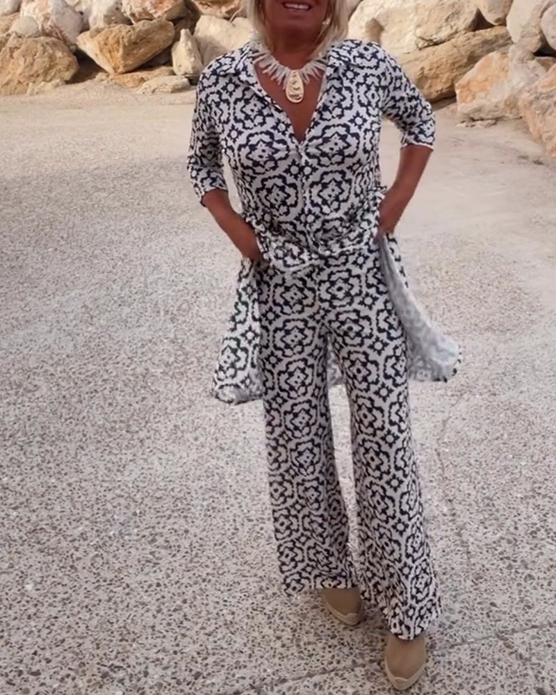 Livia - Vintage Printed Set with Lapel and Buttons