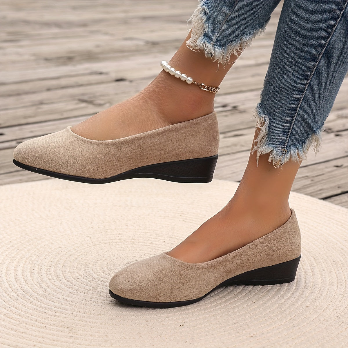 Kaelinne - Chic and Comfortable Wedge Heeled Ballet Flats