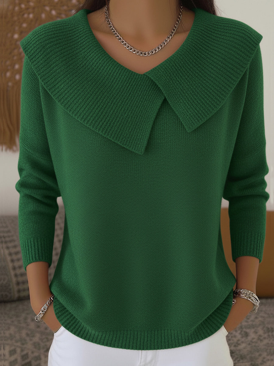 Faylorae - Elegant Winter Jumper for Women with Notched Collar and Festive Pattern