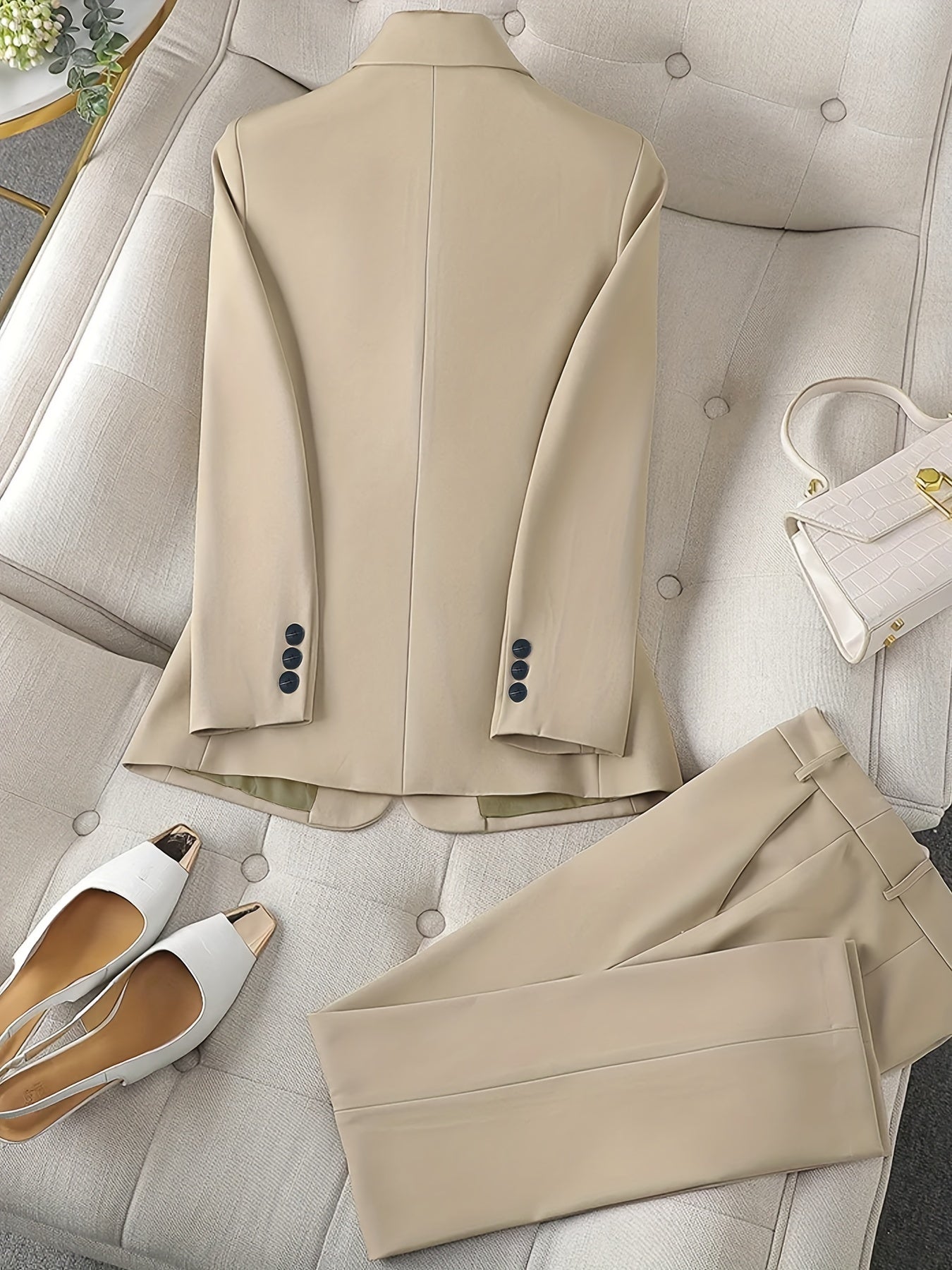 Elowen- Women's Classic Notched Lapel Blazer Set | Ideal for All Seasons