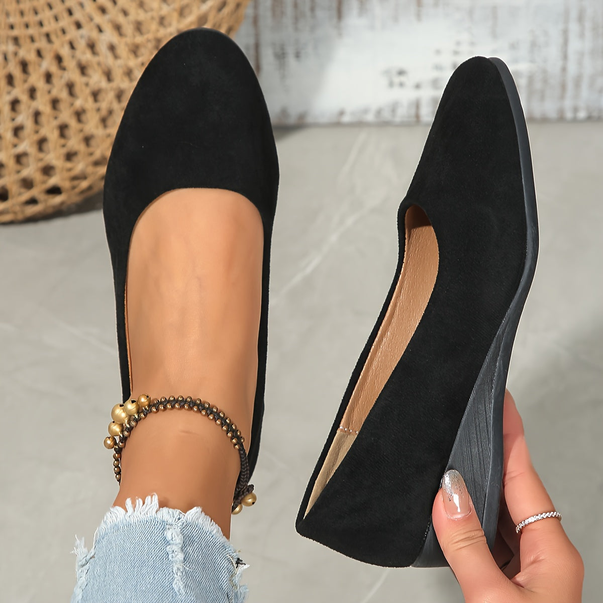 Kaelinne - Chic and Comfortable Wedge Heeled Ballet Flats