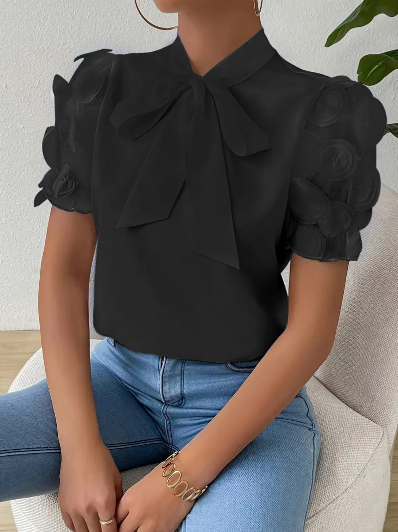 Cirelle™ - Effen kanten zomerblouse met strik en korte mouwen