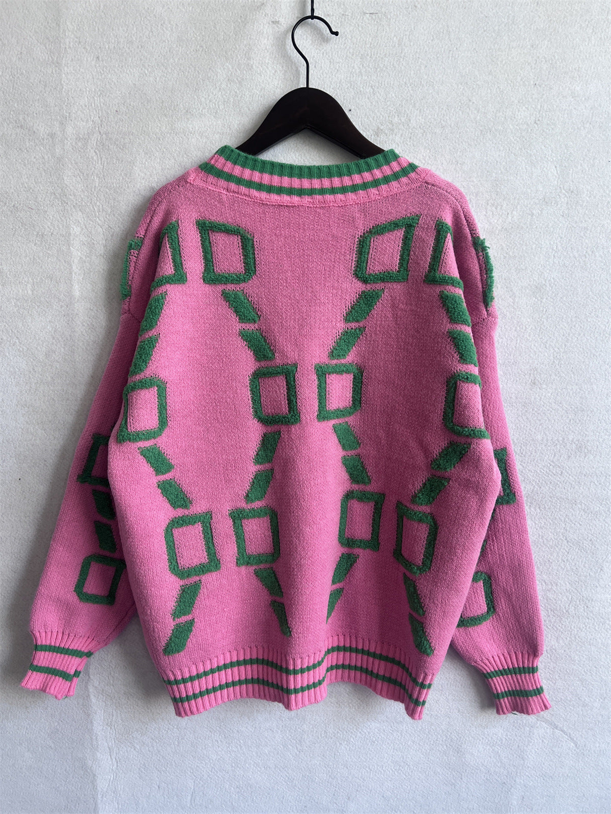Aliza - V-Neck Contrast Knit Cardigan