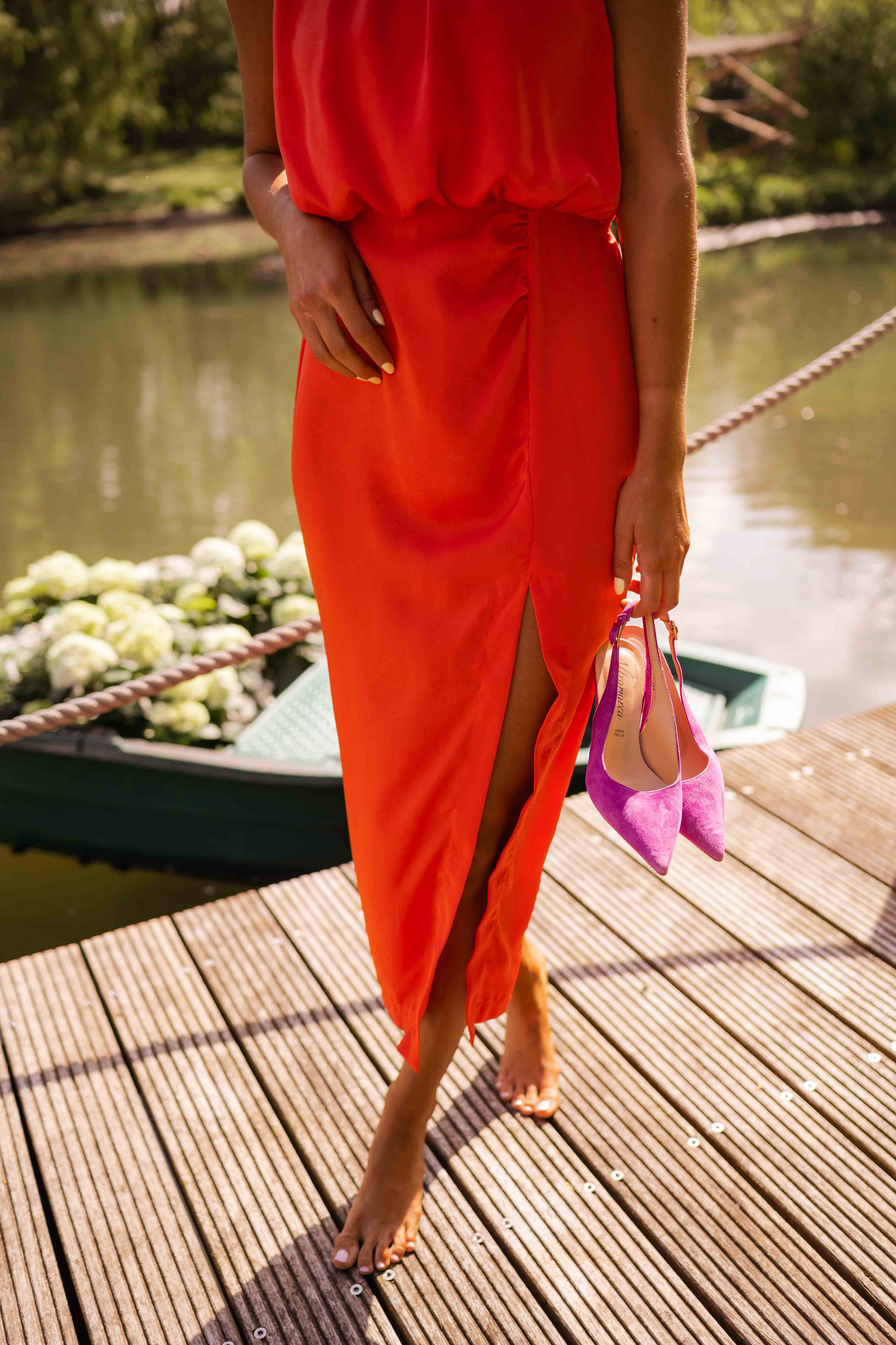 Anavella™ - Elegant Summer Midi Dress with Fluid and Refined Design