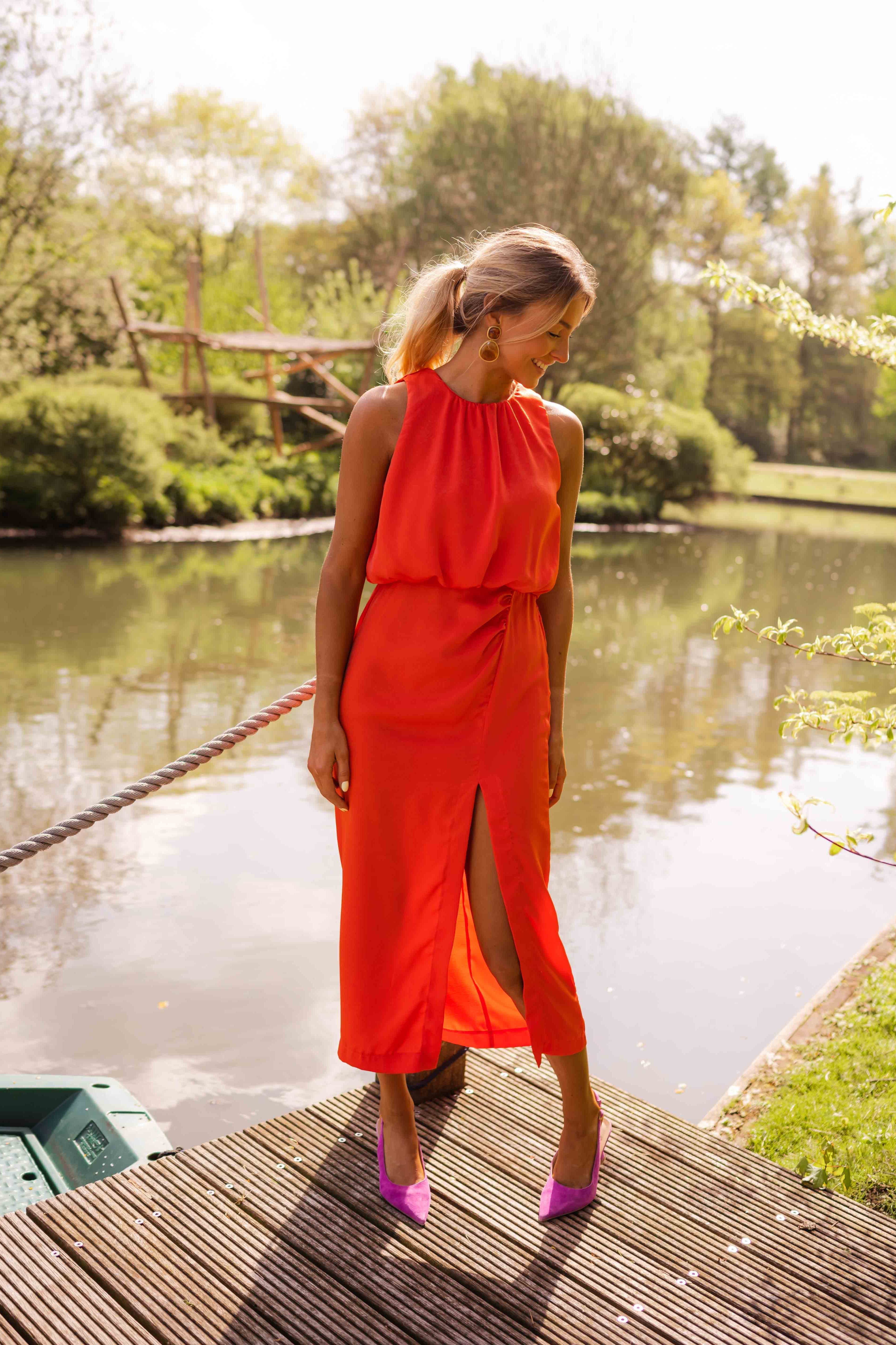 Anavella™ - Elegant Summer Midi Dress with Fluid and Refined Design