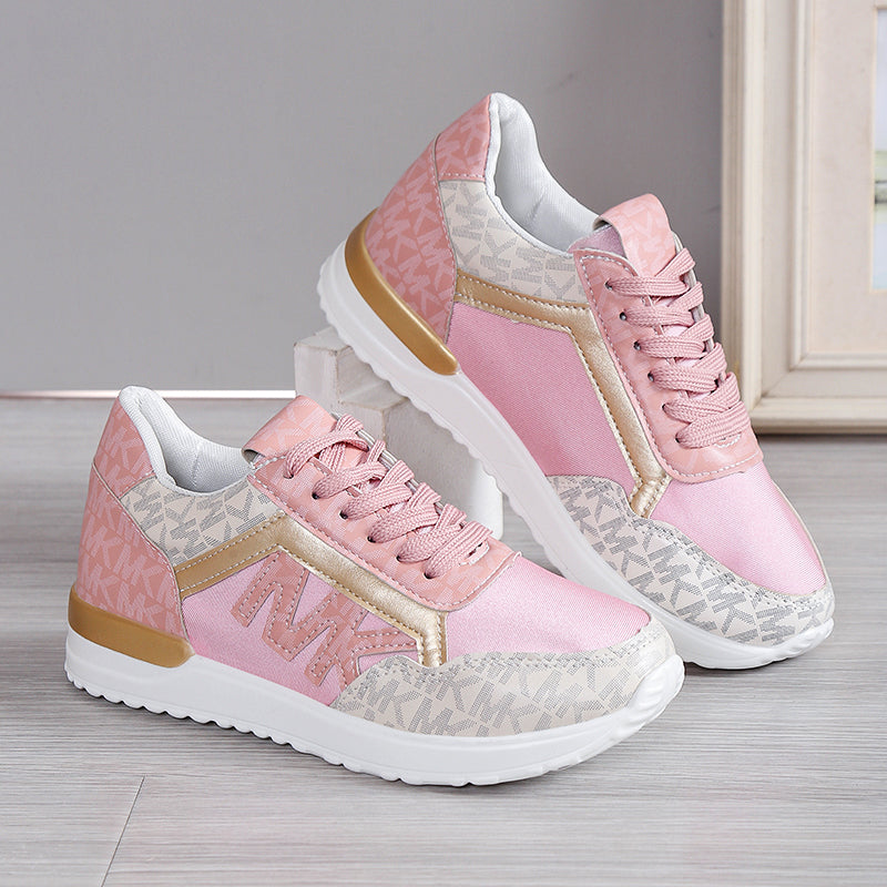 Audrey Luce - Bróga Sneakers na mBan Galánta agus Chompord don Lá Laethúil