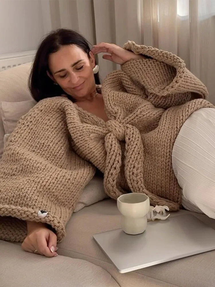 Brigitte - Women's Knitted Sweater with Bow