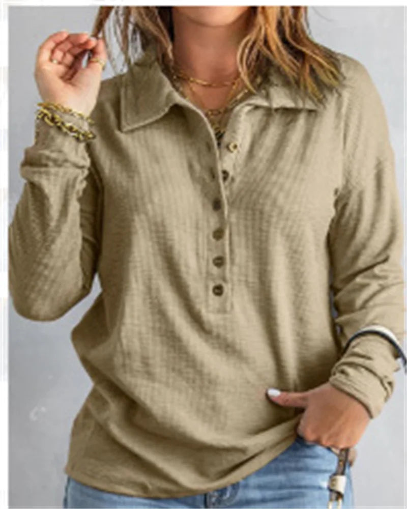 Marlène - Women's comfortable cotton V-neck shirt