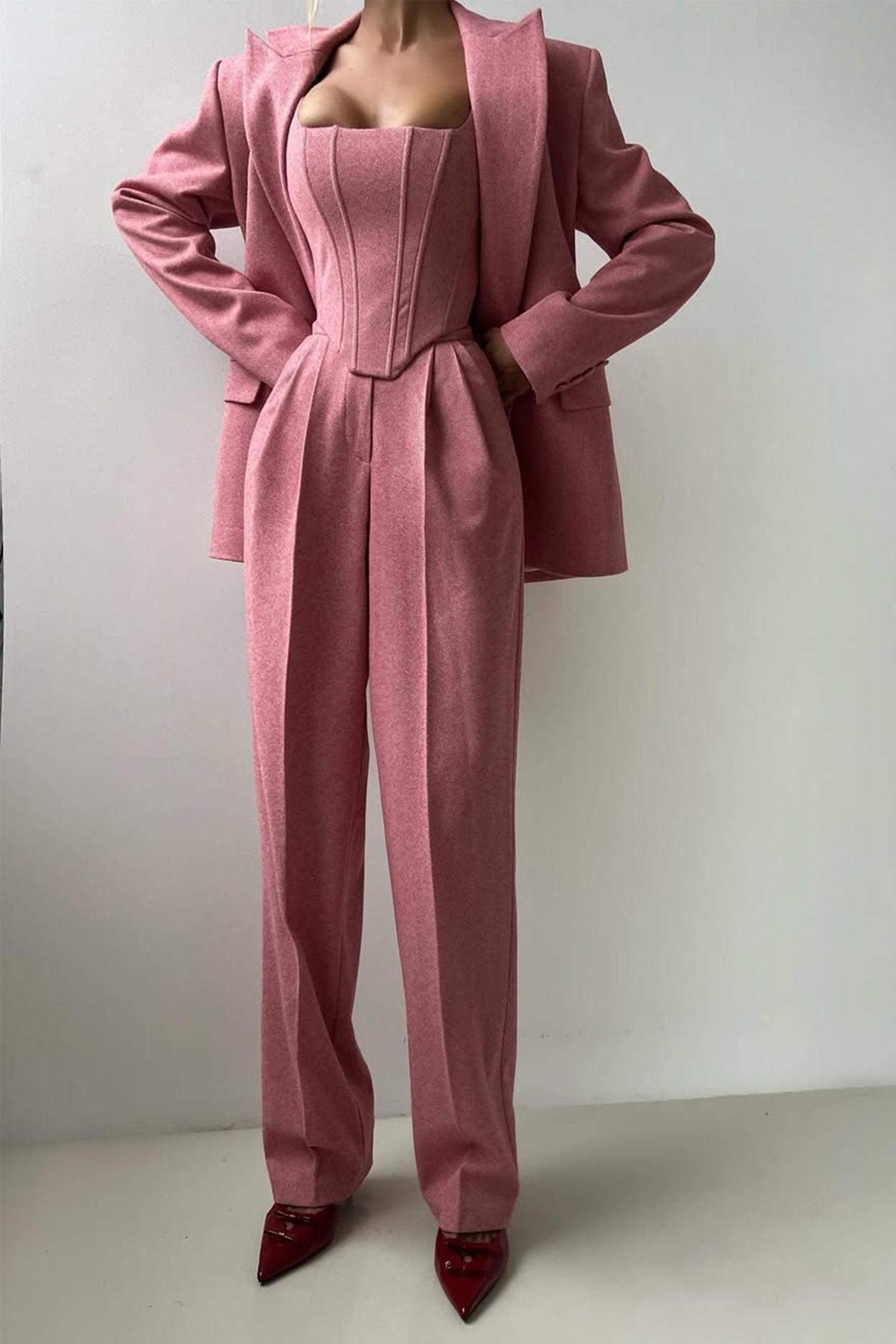 Renata - 3-piece suit with double-breasted blazer