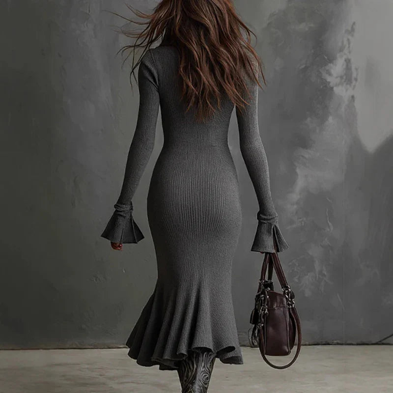 Pravielle - Long Dress with Folded Collar and Flared Sleeves