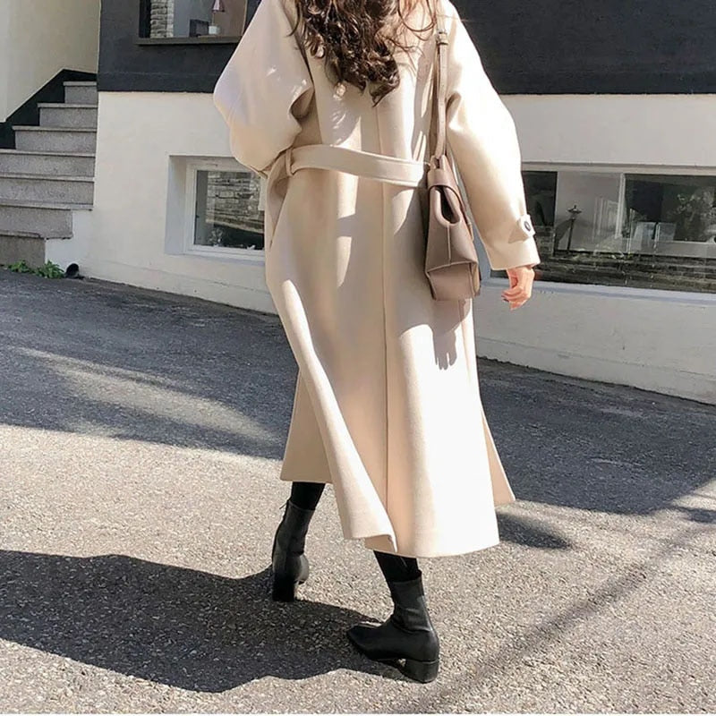 Verity - Women's Elegant Trench Coat with Belt | Ideal for Autumn/Winter