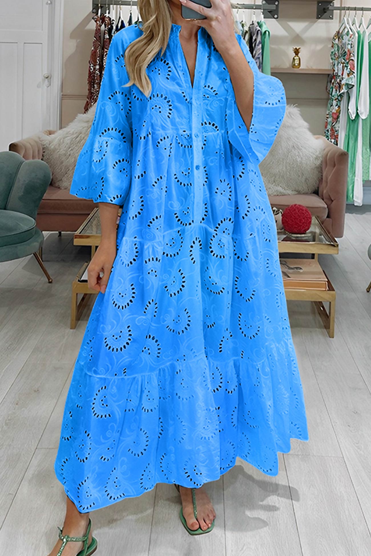 Noa - Cotton Dress with Embroidered Sleeves and V-Neckline