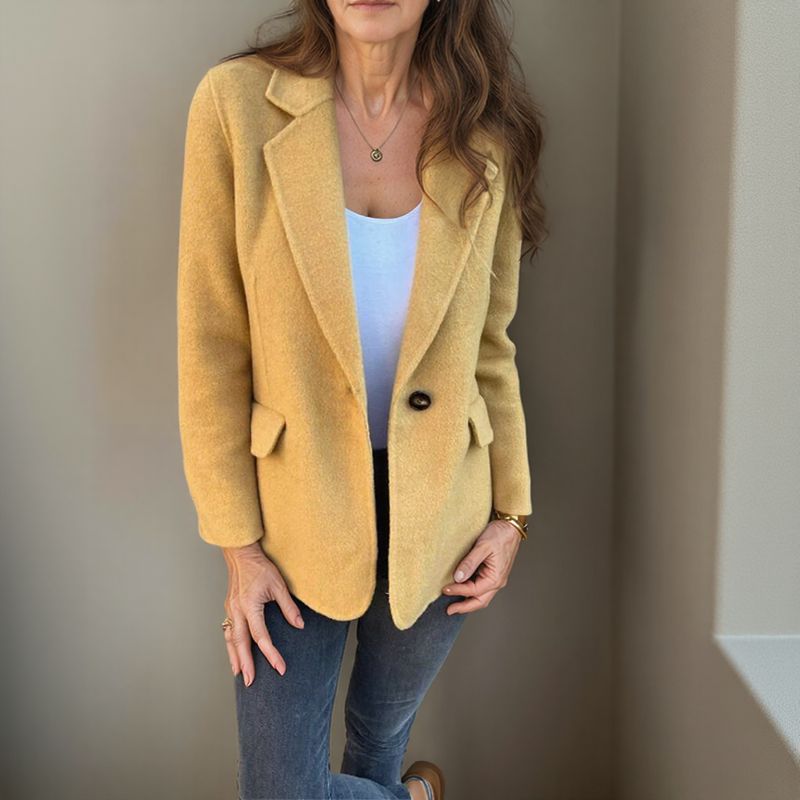 Leandra™ - Soft button-down blazer
