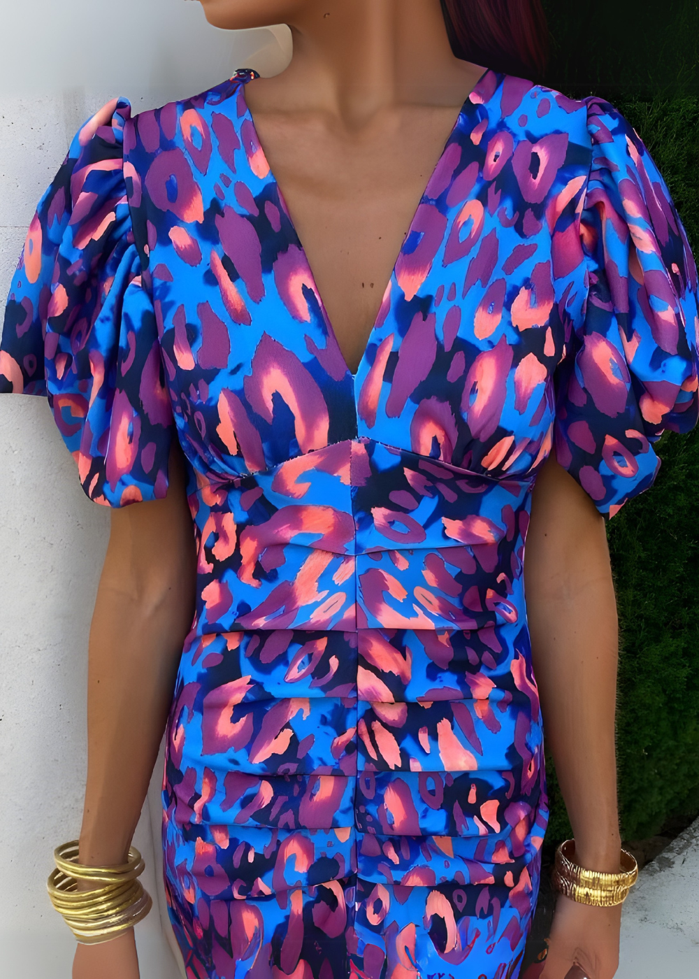 Sofia - Stylish and Vibrant Dress