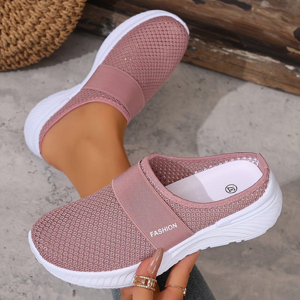 Avelisse - Breathable, non-slip orthopedic shoes