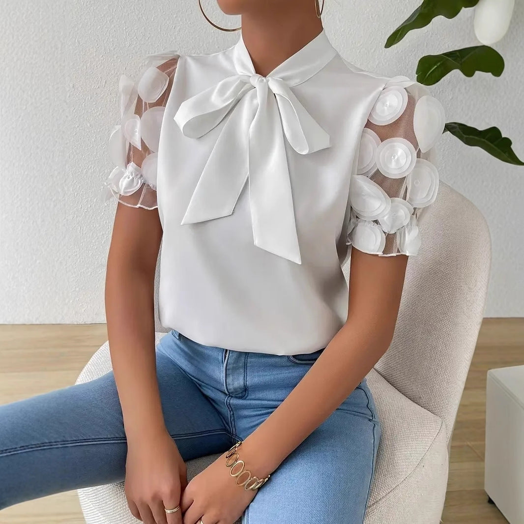 Cirelle™ - Effen kanten zomerblouse met strik en korte mouwen