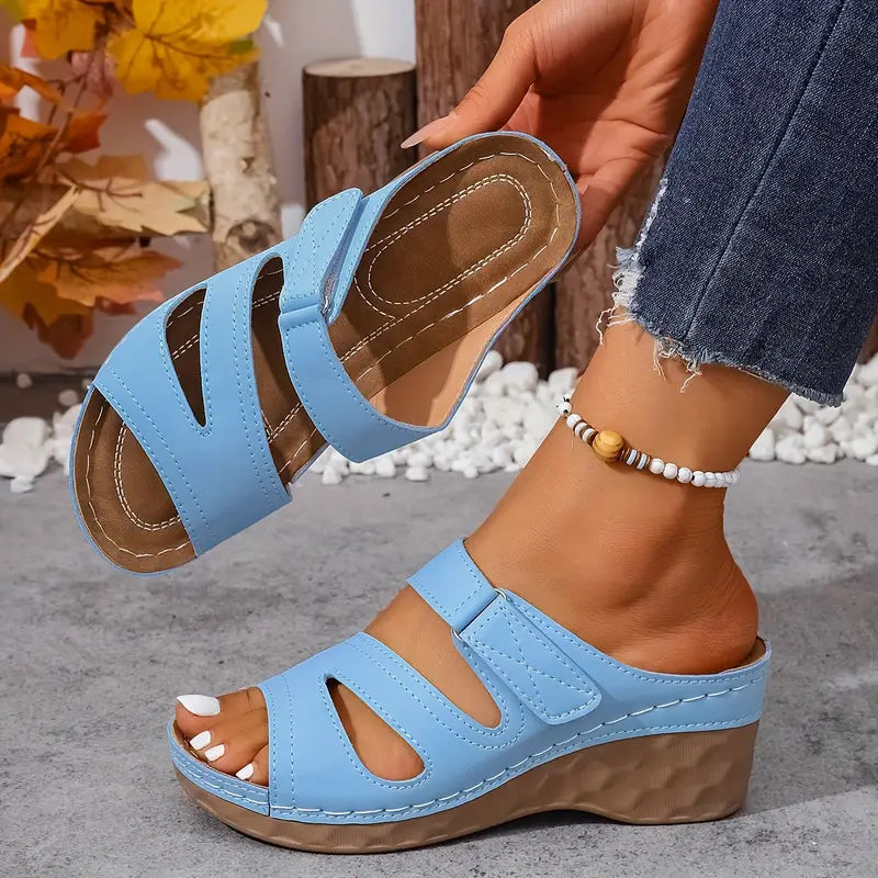 Serilda - Elegant Heeled Sandal with Adjustable Strap