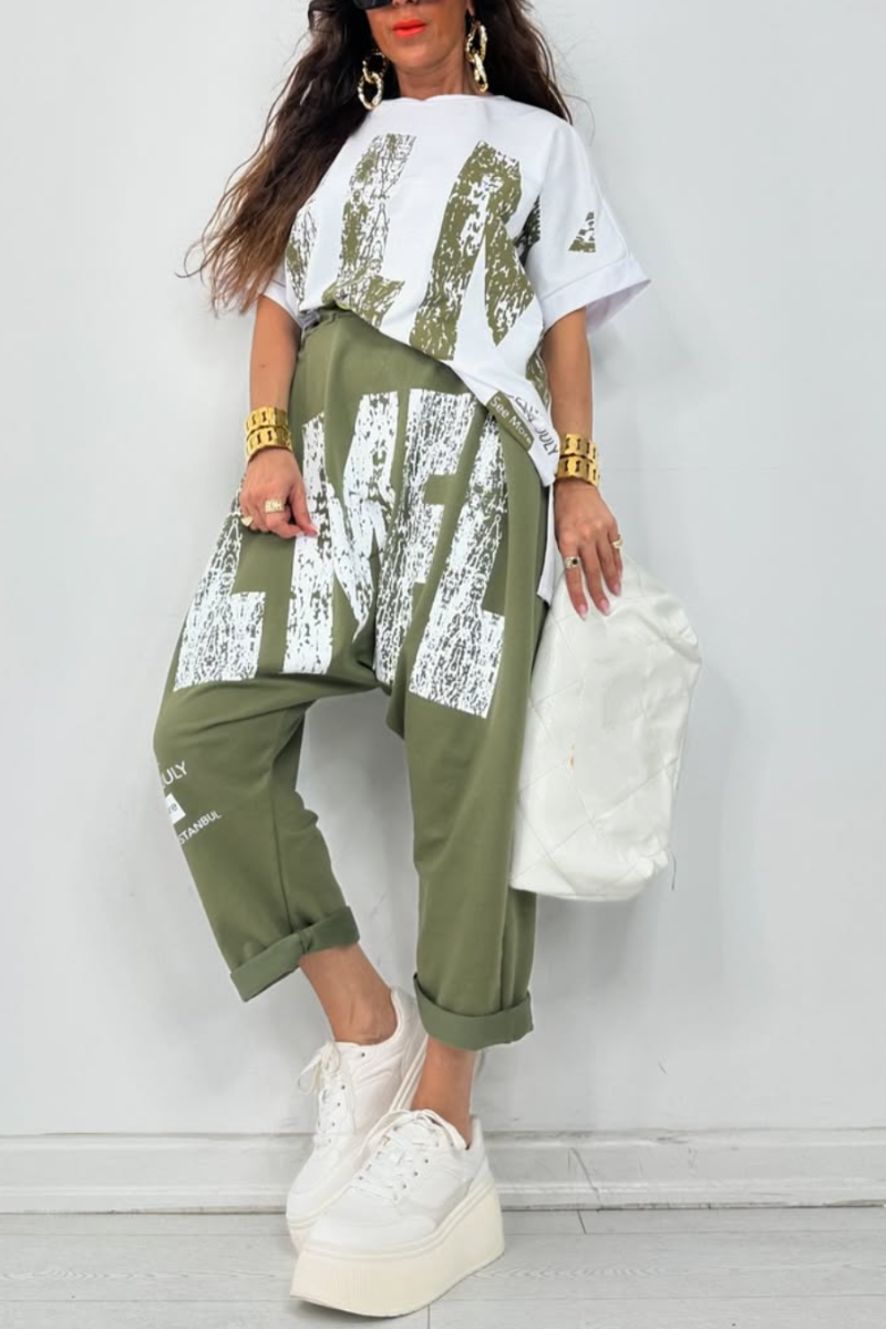 Kirelle - Women's casual outfit with printed round-neck top and trousers