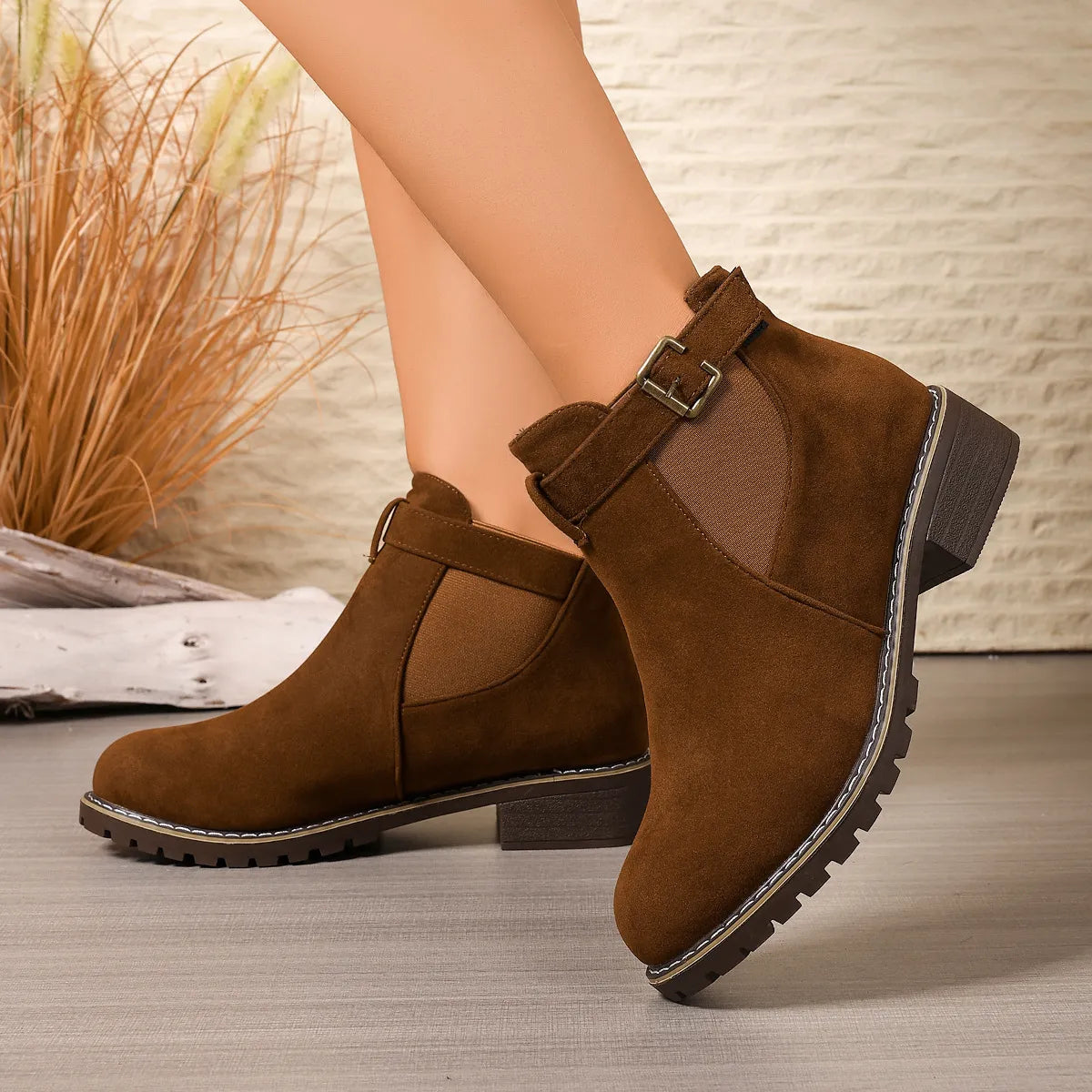 Gisarae - Elegant Vintage Style Flat Leather Ankle Boots