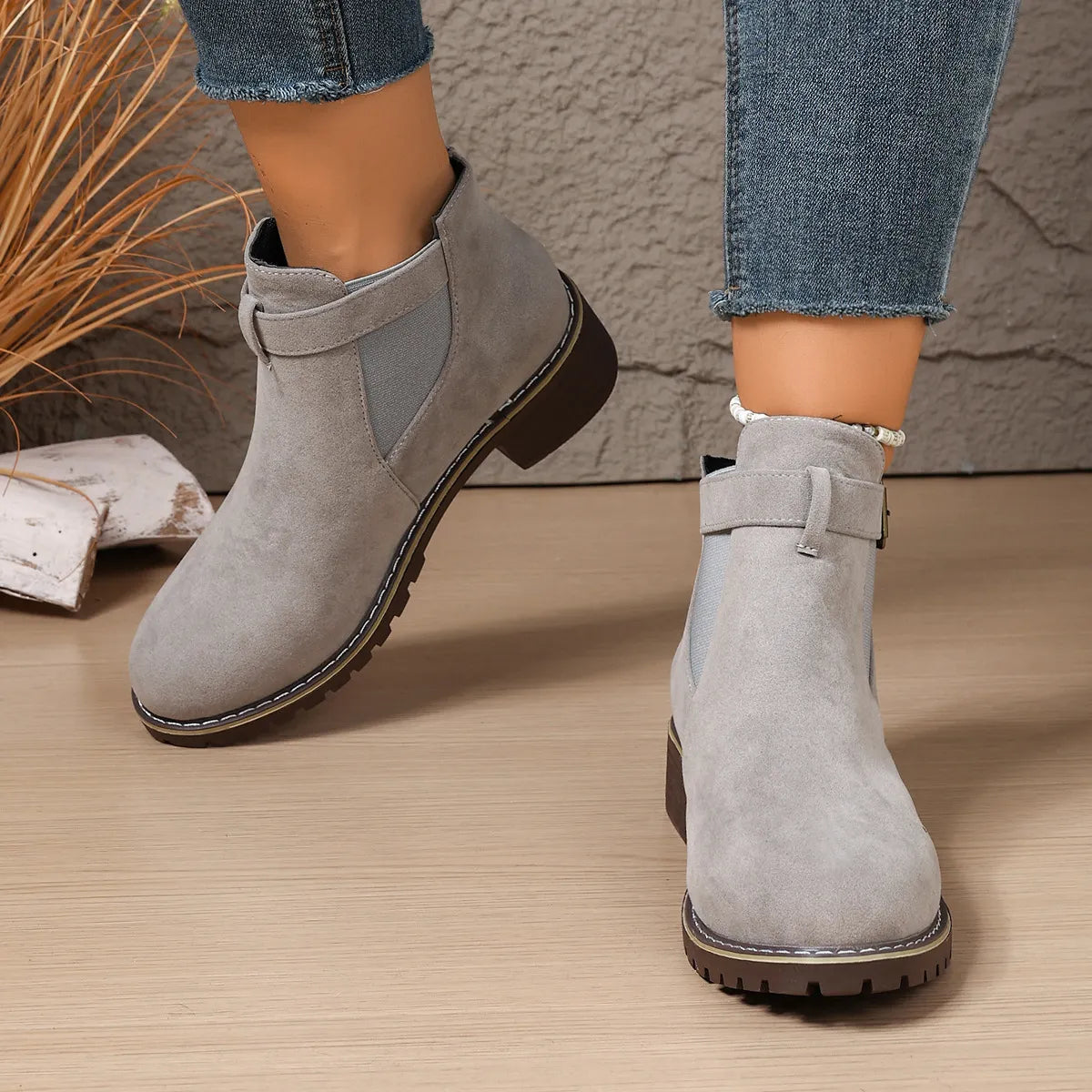 Gisarae - Elegant Vintage Style Flat Leather Ankle Boots
