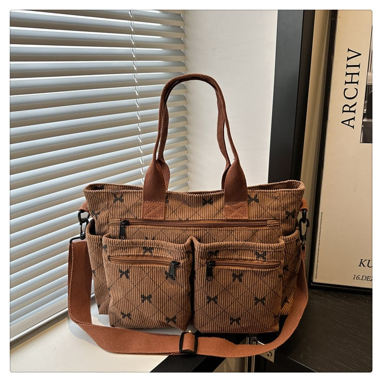 Iselina - Elegant and Minimalist Switch Backpack