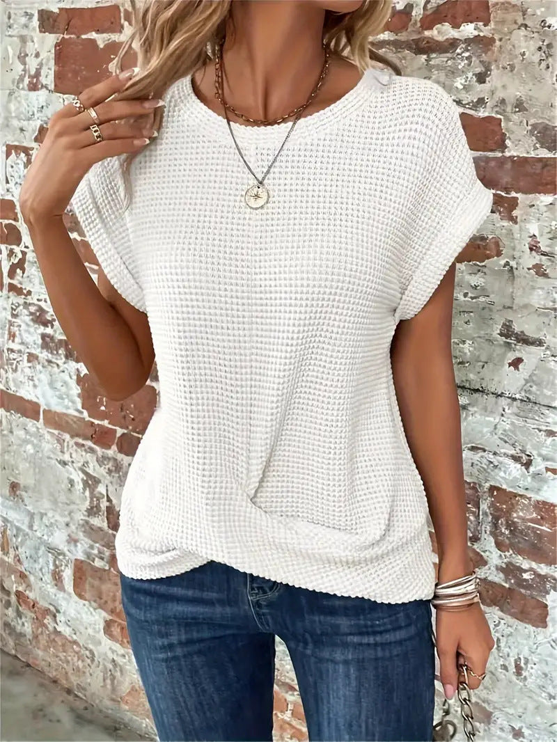 Clarissa™ - Elegant blouse with round collar