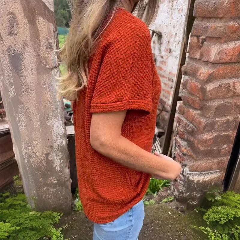 Adina™ elegant V-neck sweater with short sleeves and buttons