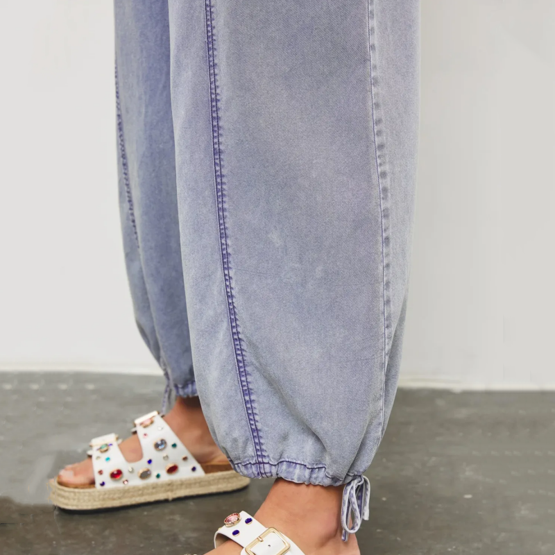 Anja - women's V-neck denim dungarees