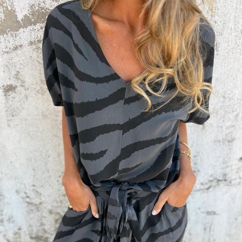 Alina - Zebra print v-neck top and pant set