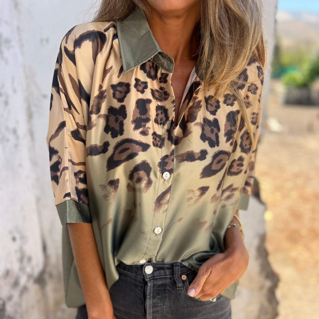Marthe - Women's leopard button-down shirt
