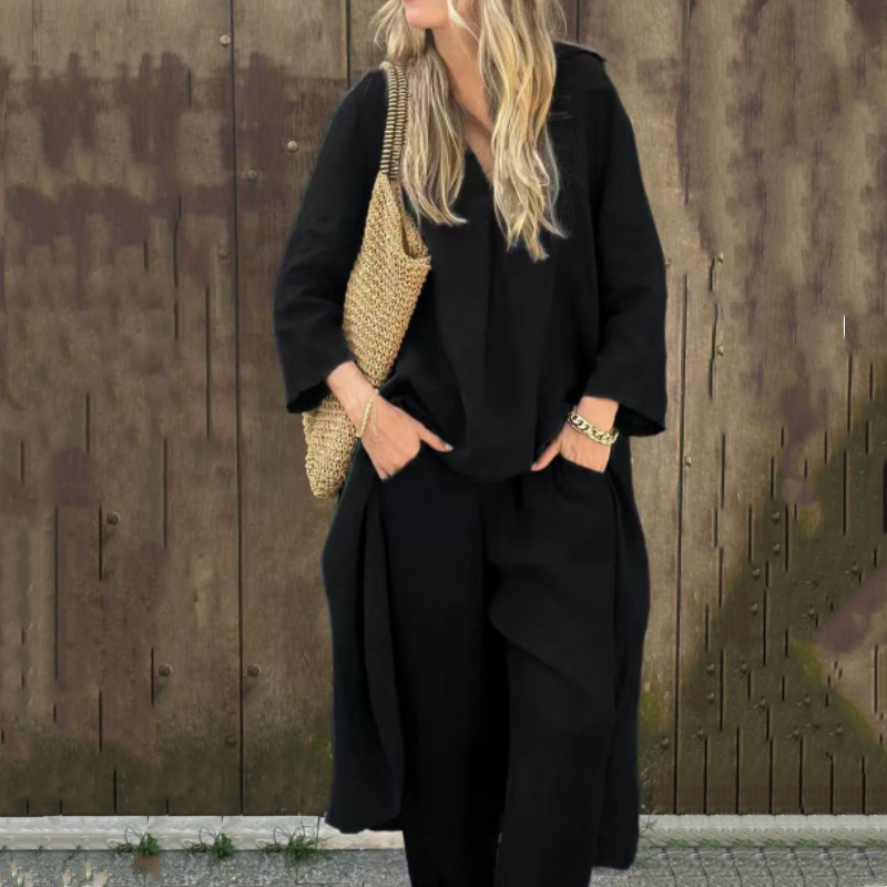 Perrine - 2-Piece Pockets and V-Neck Set