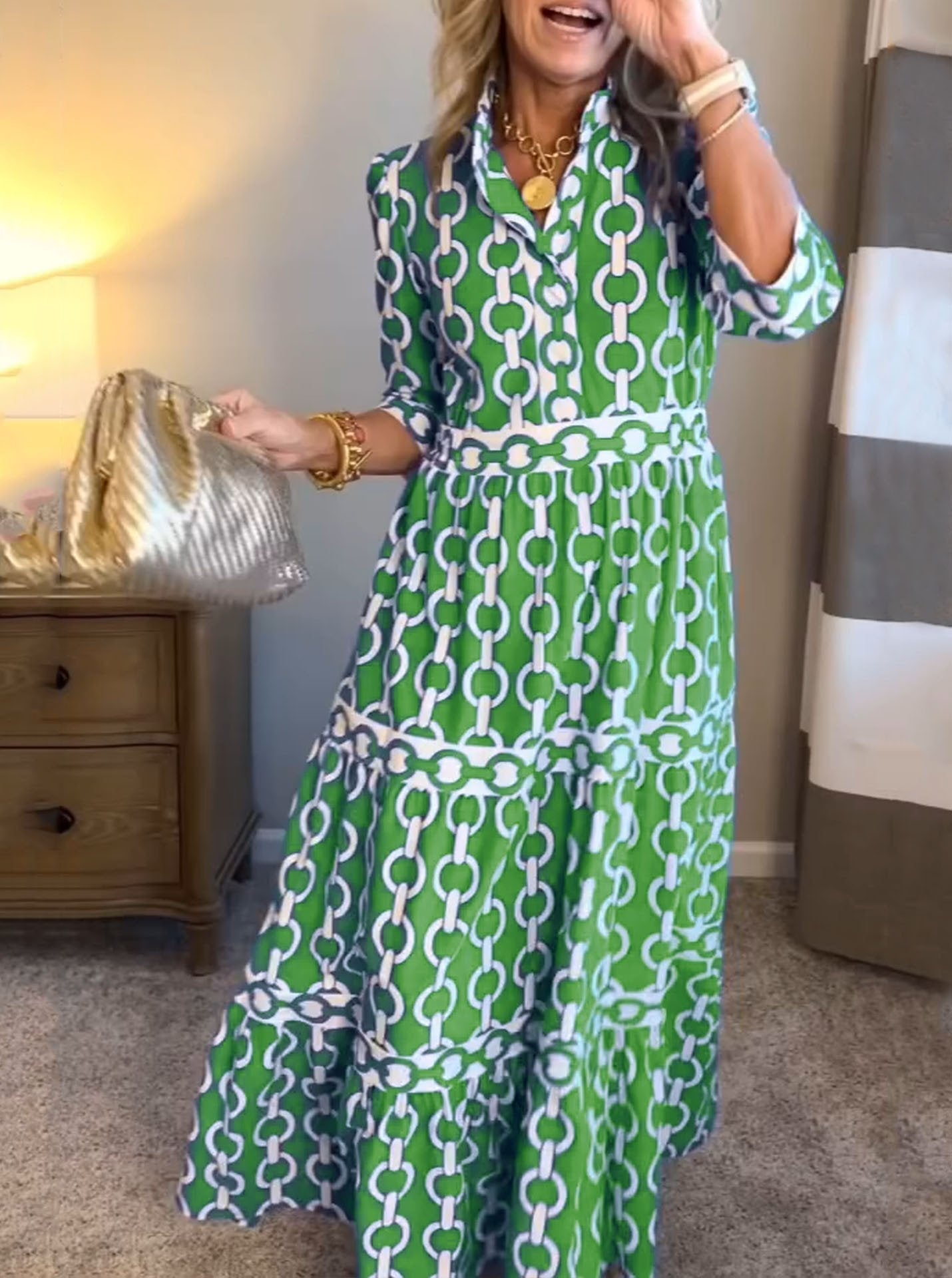 Dina™ - Gúna Priontáilte le Coiléar Laipéil