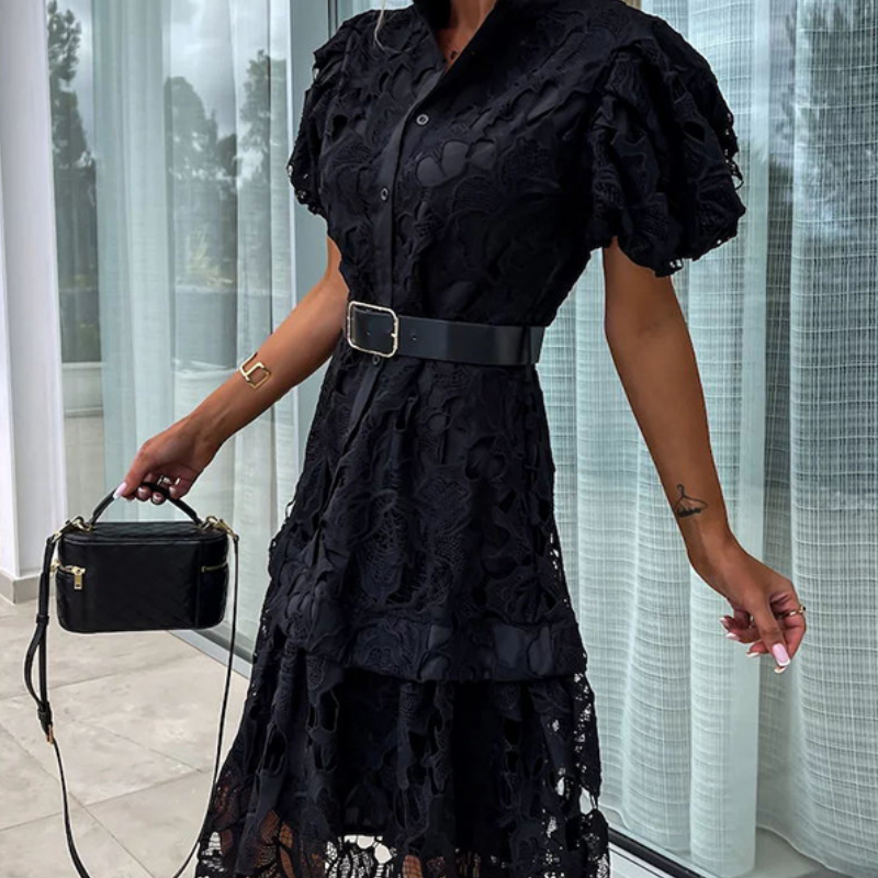 Layla - Retro lace dress with short sleeves and cut-outs for women.